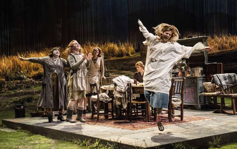  Siobhan McSweeney, Blaithin Mac Gabhann, Louisa Harland, Justine Mitchell and Alison Oliver in Dancing at Lughnasa at the National Theatre