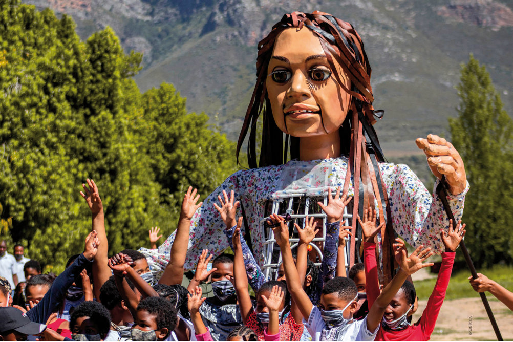 Amal, the 3.5m tall puppet of a young female refugee